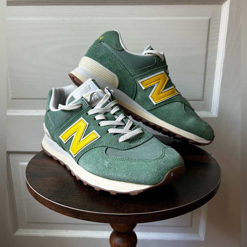 New Balance Classic 574 Sneaker Unisex W 8.5 M 7